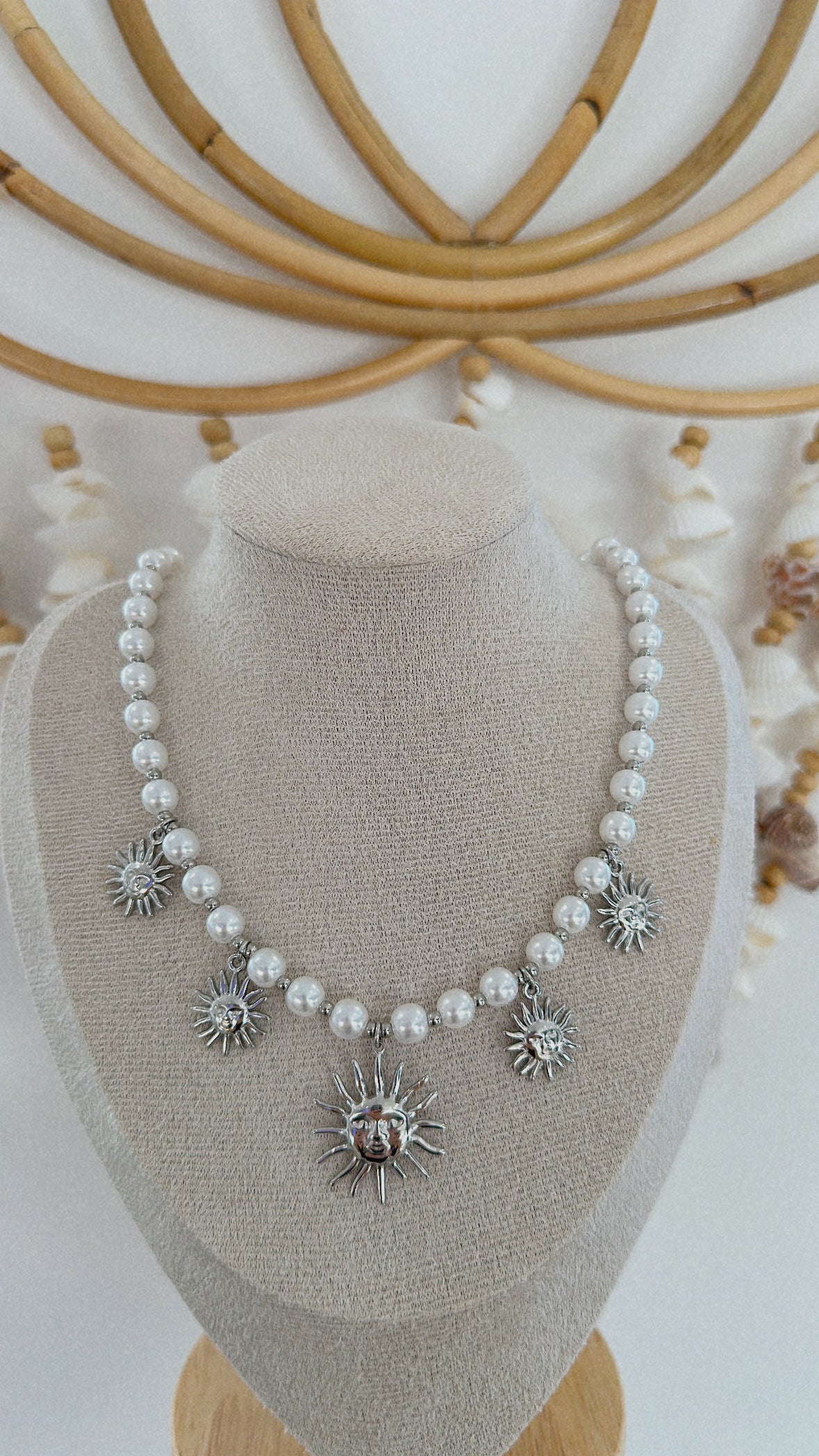 Collier Vénus argenté