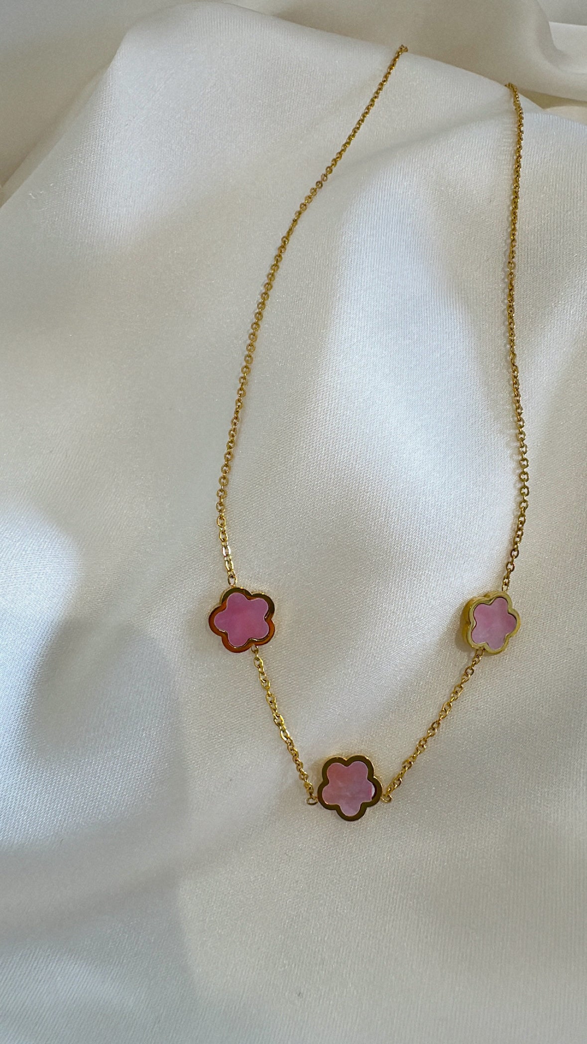 Collier Bunga