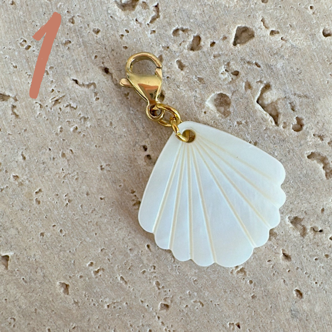 Charm Nacré